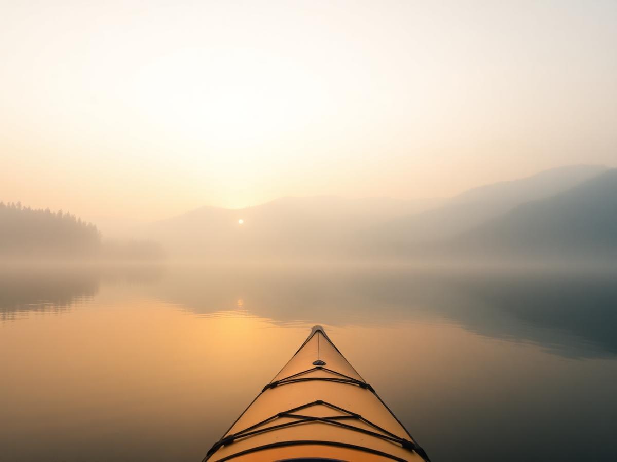 Kayaking & boat rides
